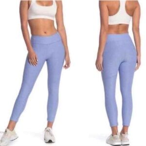 Outdoor Voices The warmup  3/4 Warmup in Lilac Size Large leggings size Large